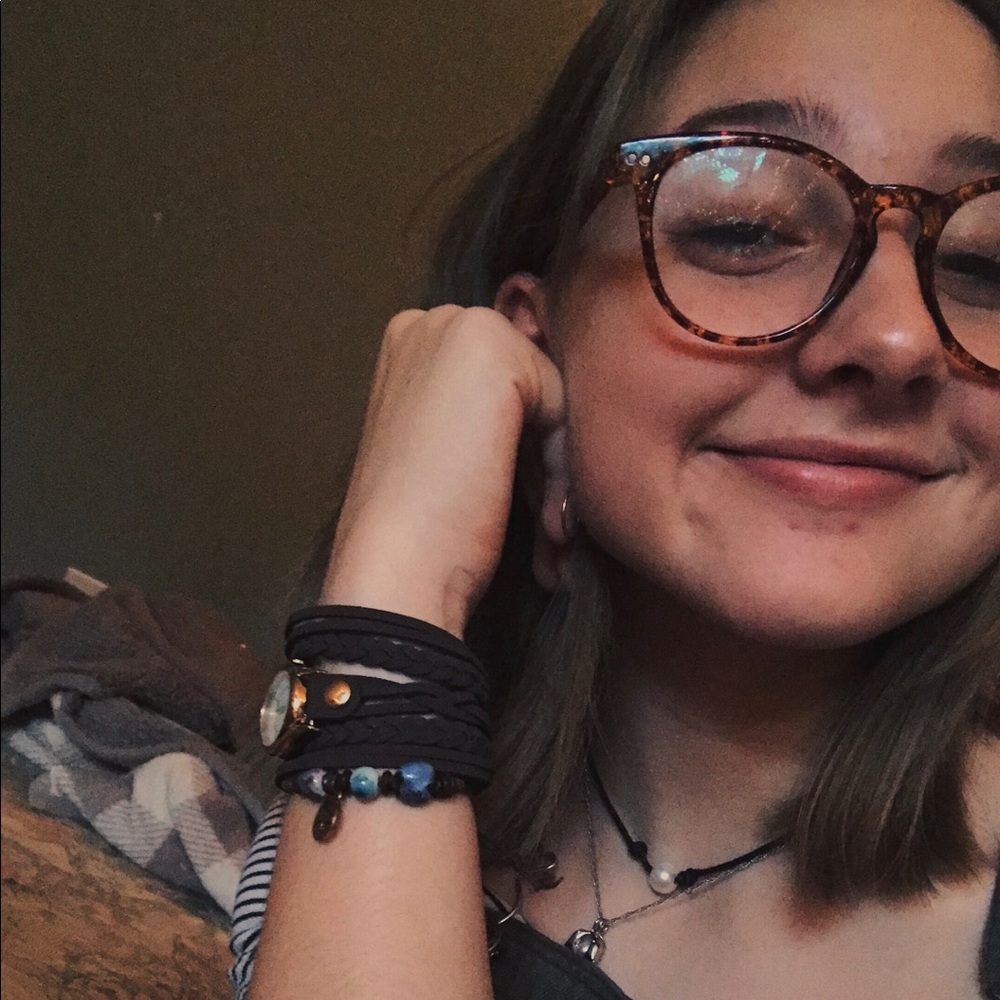 Meet your Posher, Aggie